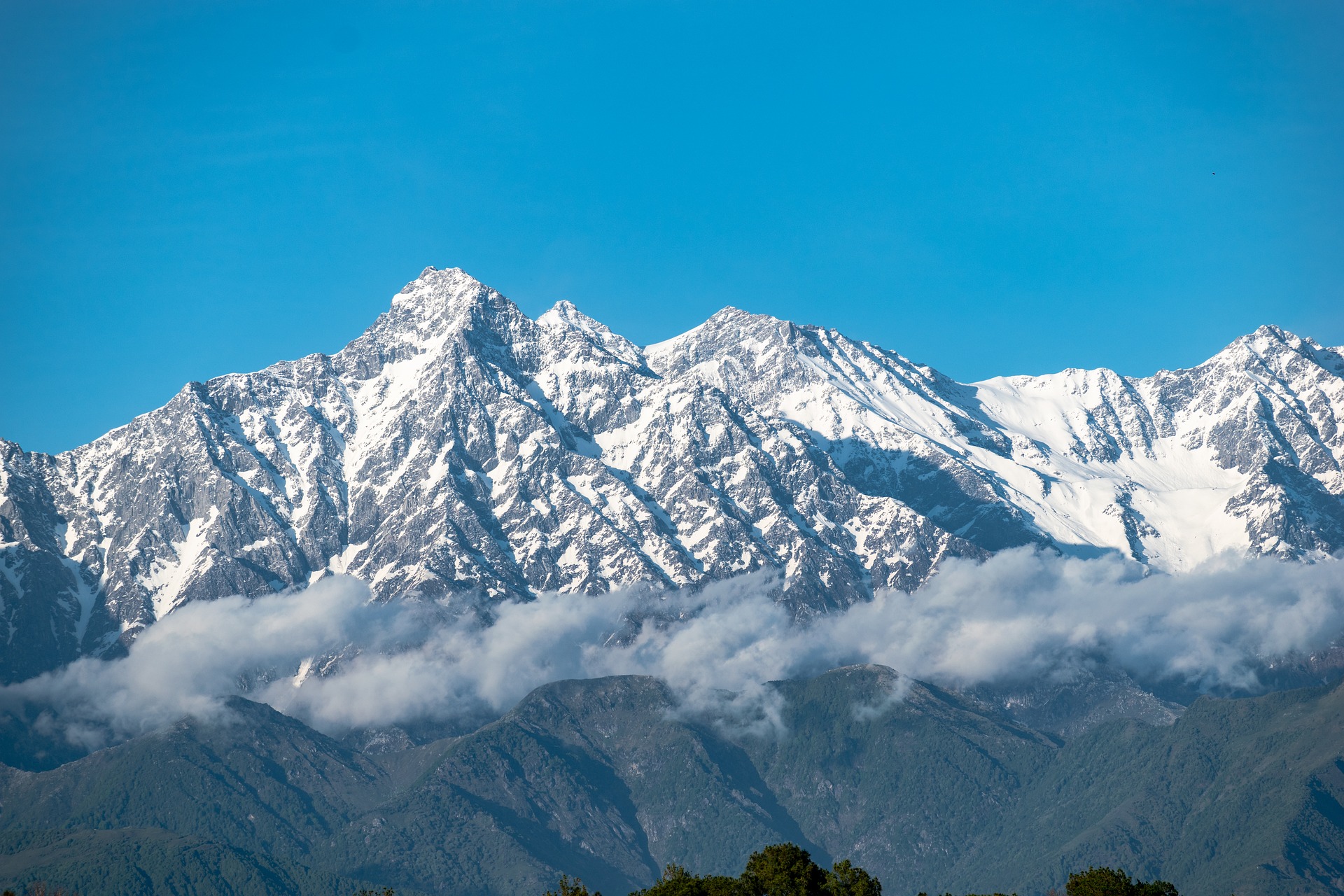 Naya Khang Peak Langtang